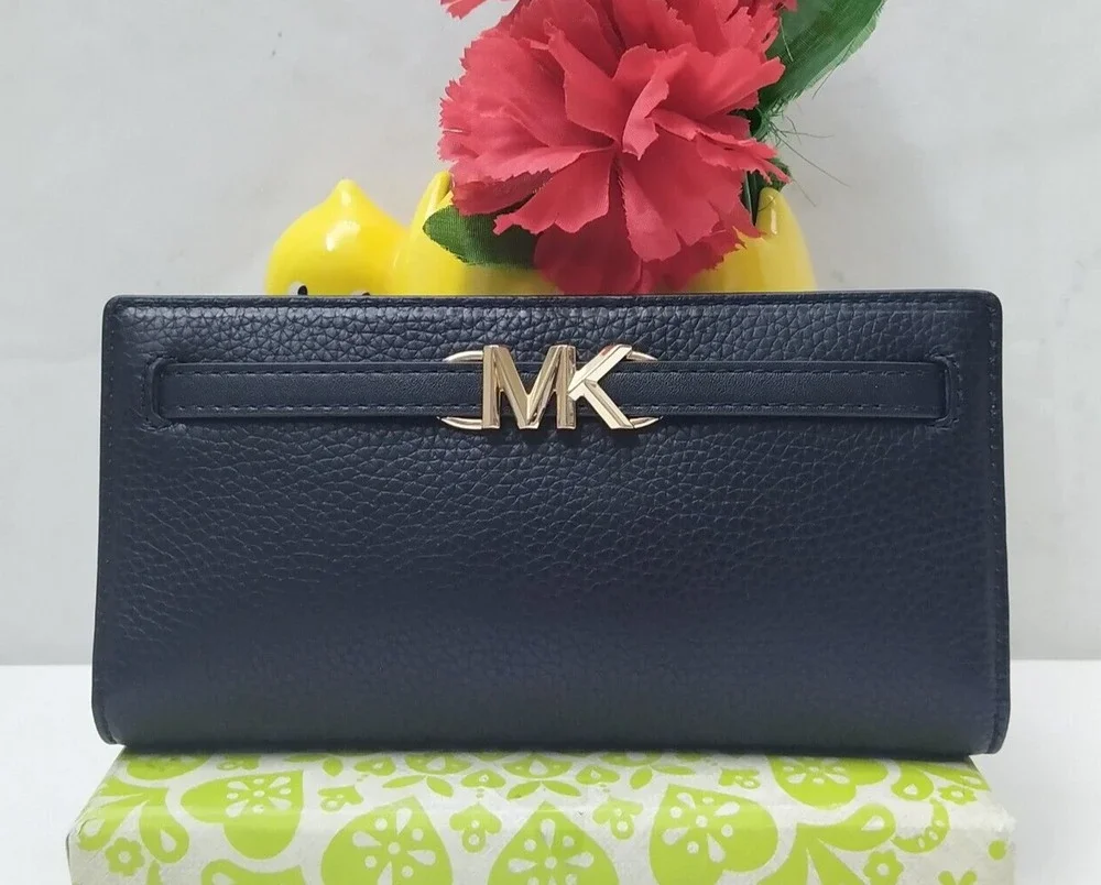 Michael Kors Black Pebbled Leather Credit Card Bifold Wallet - NWT $298